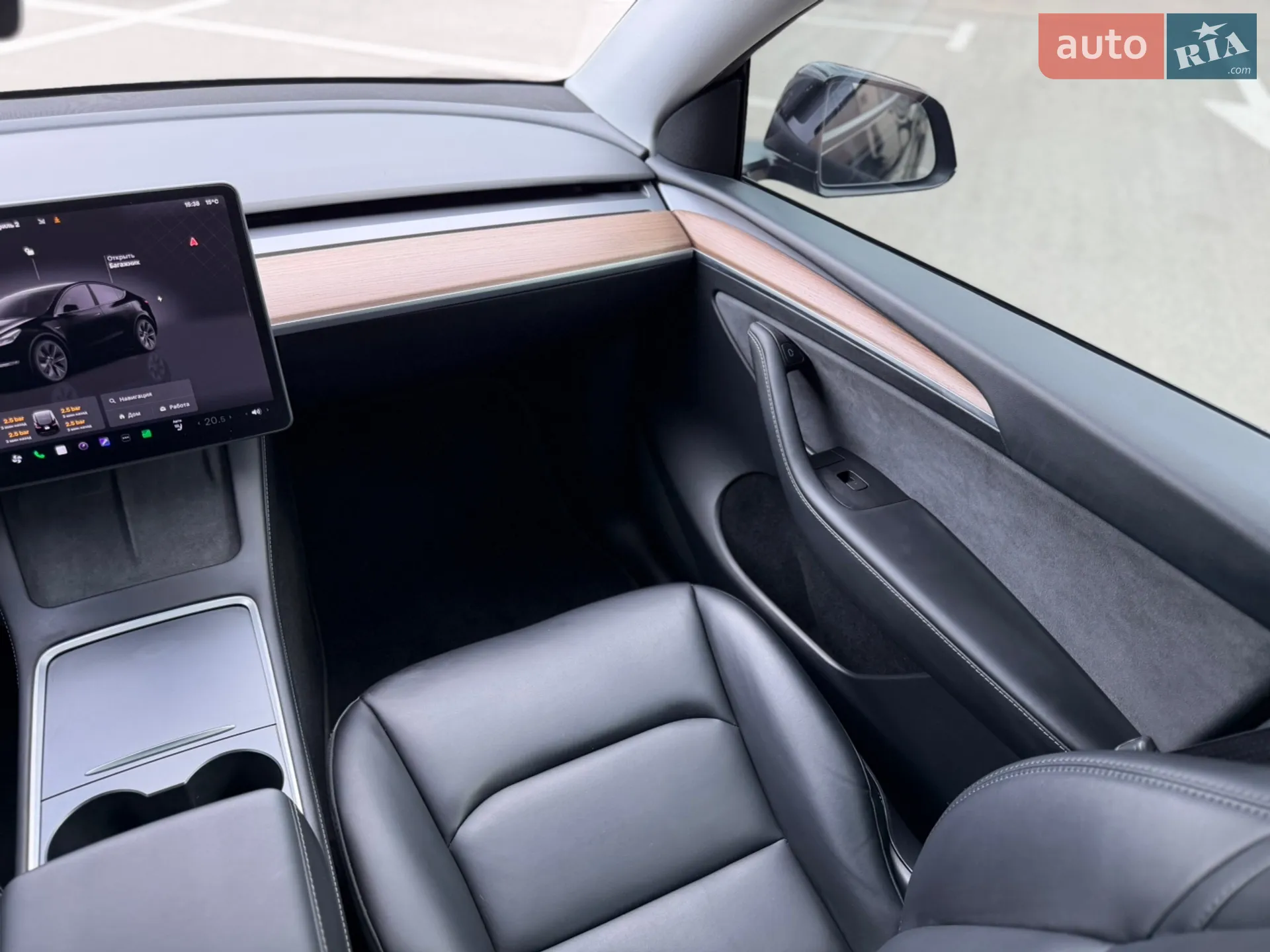 2024 Tesla Model Y - мініатюра 30