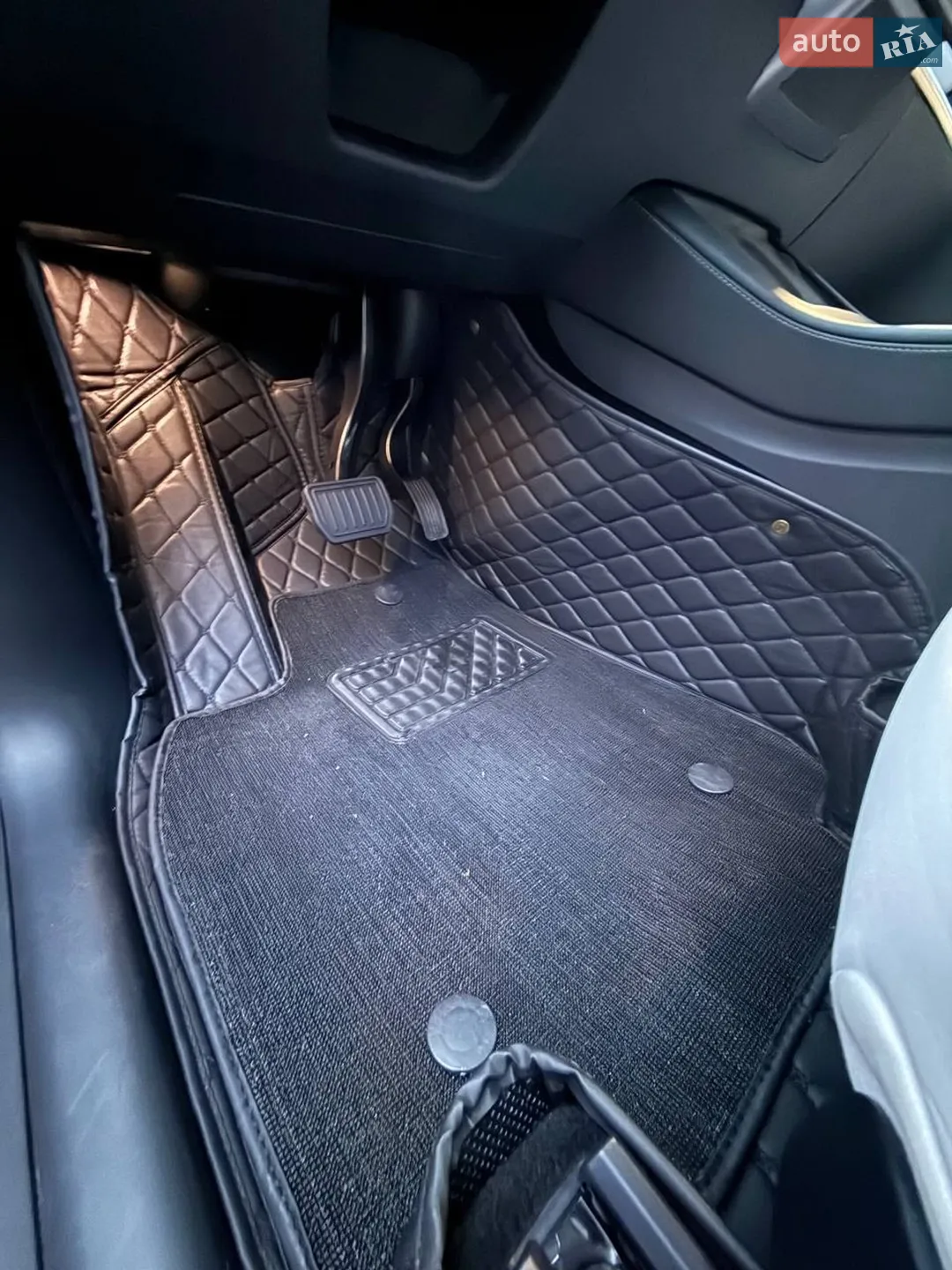 2024 Tesla Model Y - мініатюра 49