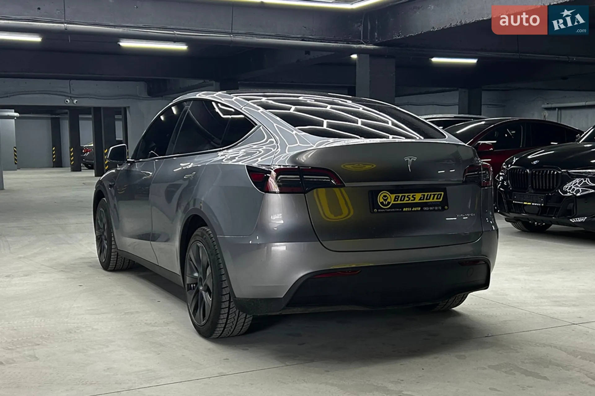 2025 Tesla Model Y - мініатюра 8