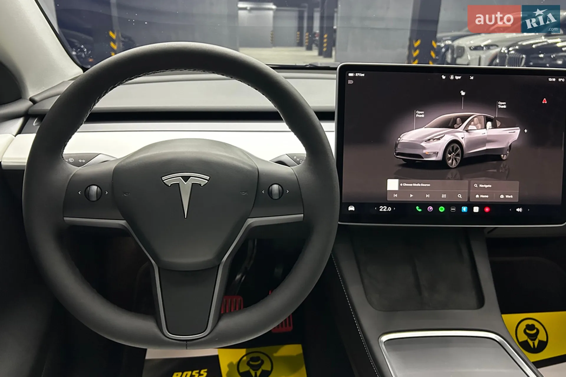 2025 Tesla Model Y - мініатюра 18