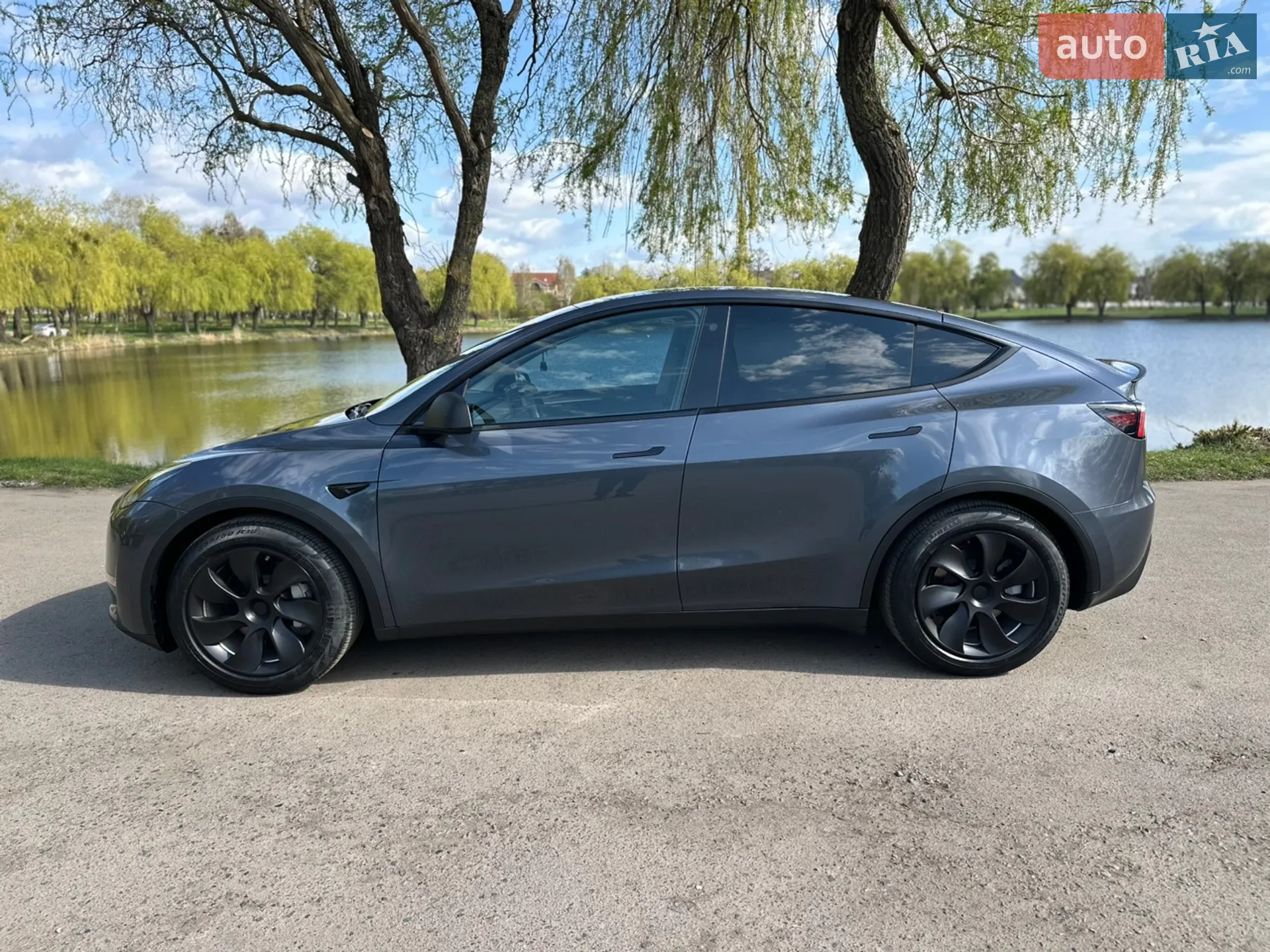 2022 Tesla Model Y - мініатюра 8