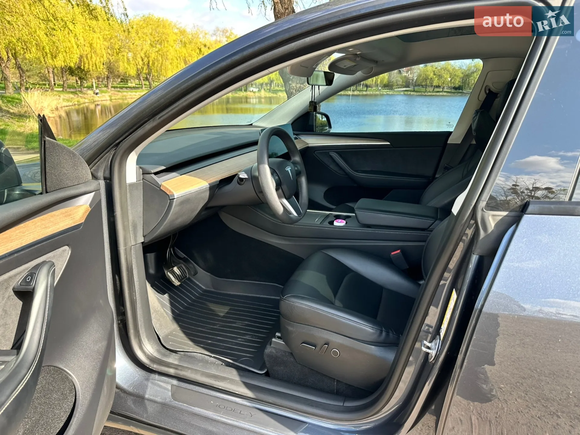 2022 Tesla Model Y - мініатюра 24