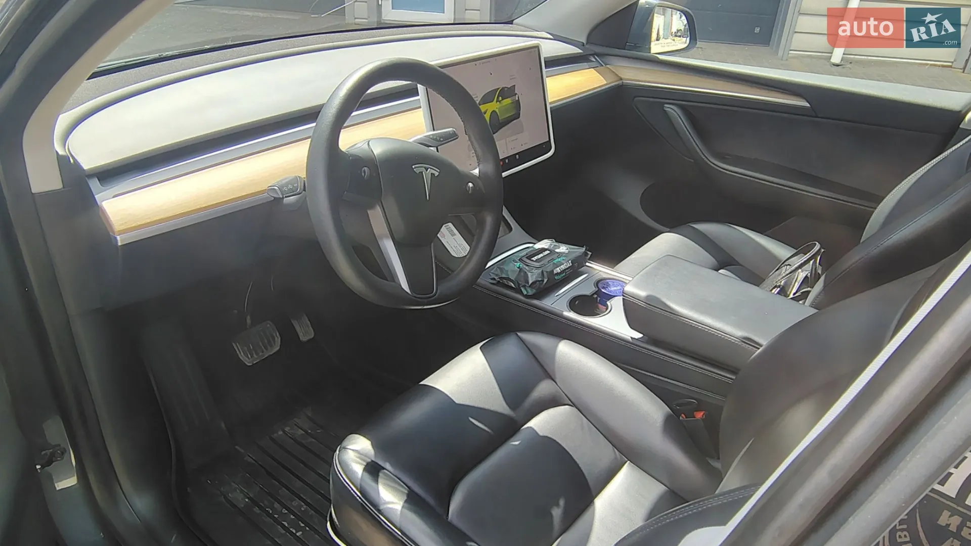 2023 Tesla Model Y - мініатюра 21