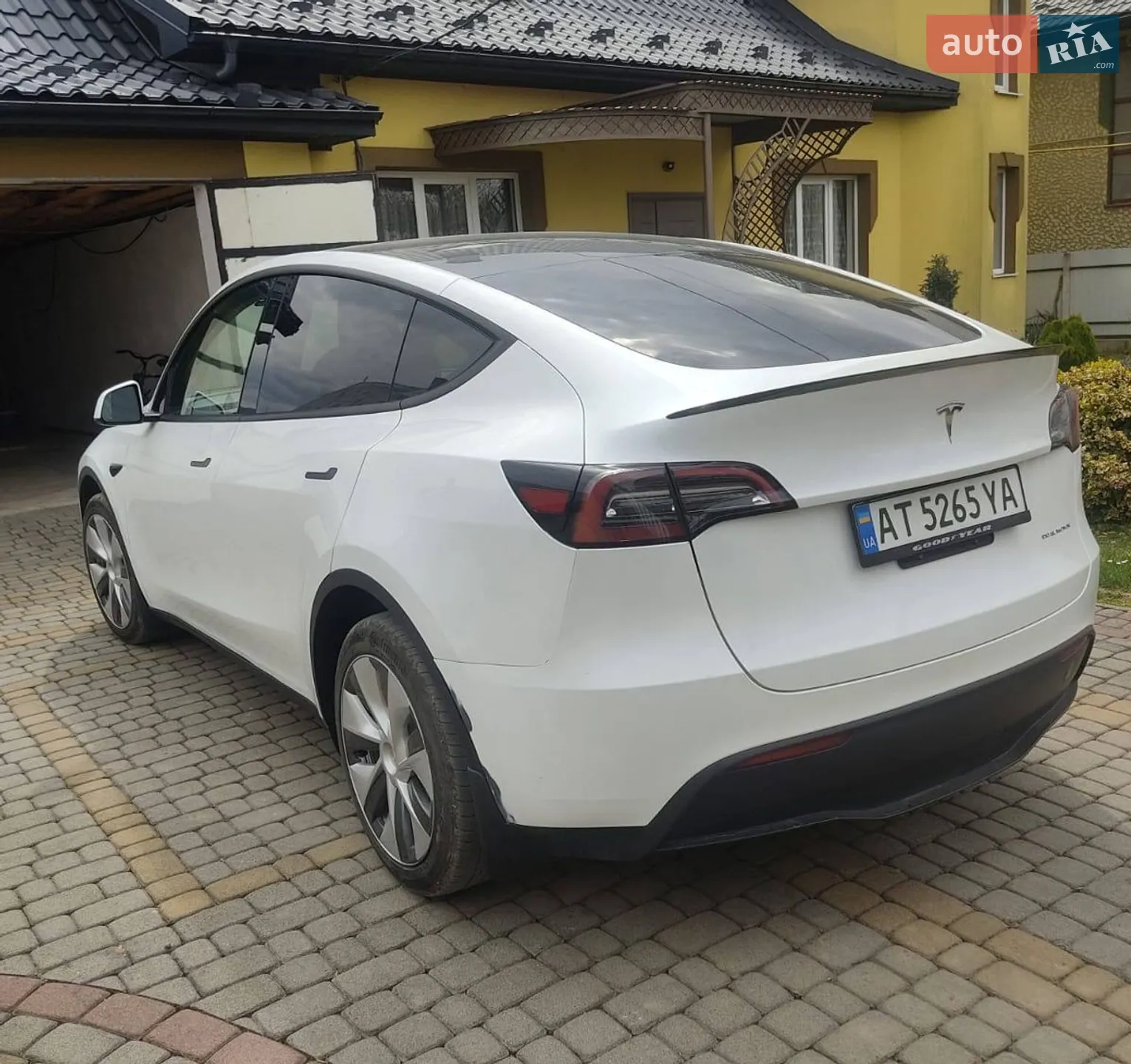 2023 Tesla Model Y - мініатюра 5