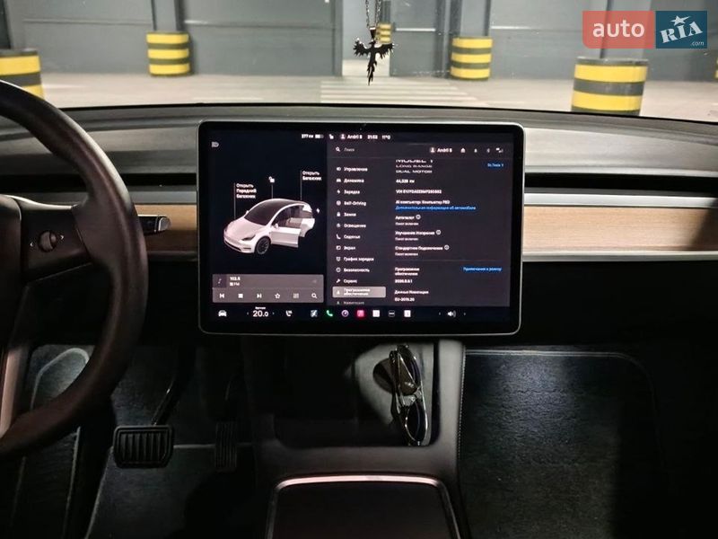 Внедорожник / Кроссовер Tesla Model Y 2021 в Киеве