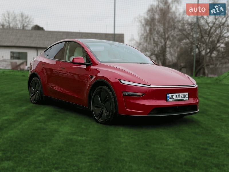 Внедорожник / Кроссовер Tesla Model Y 2025 в Ужгороде фото Внедорожник / Кроссовер Tesla Model Y 2025 в Ужгороде
