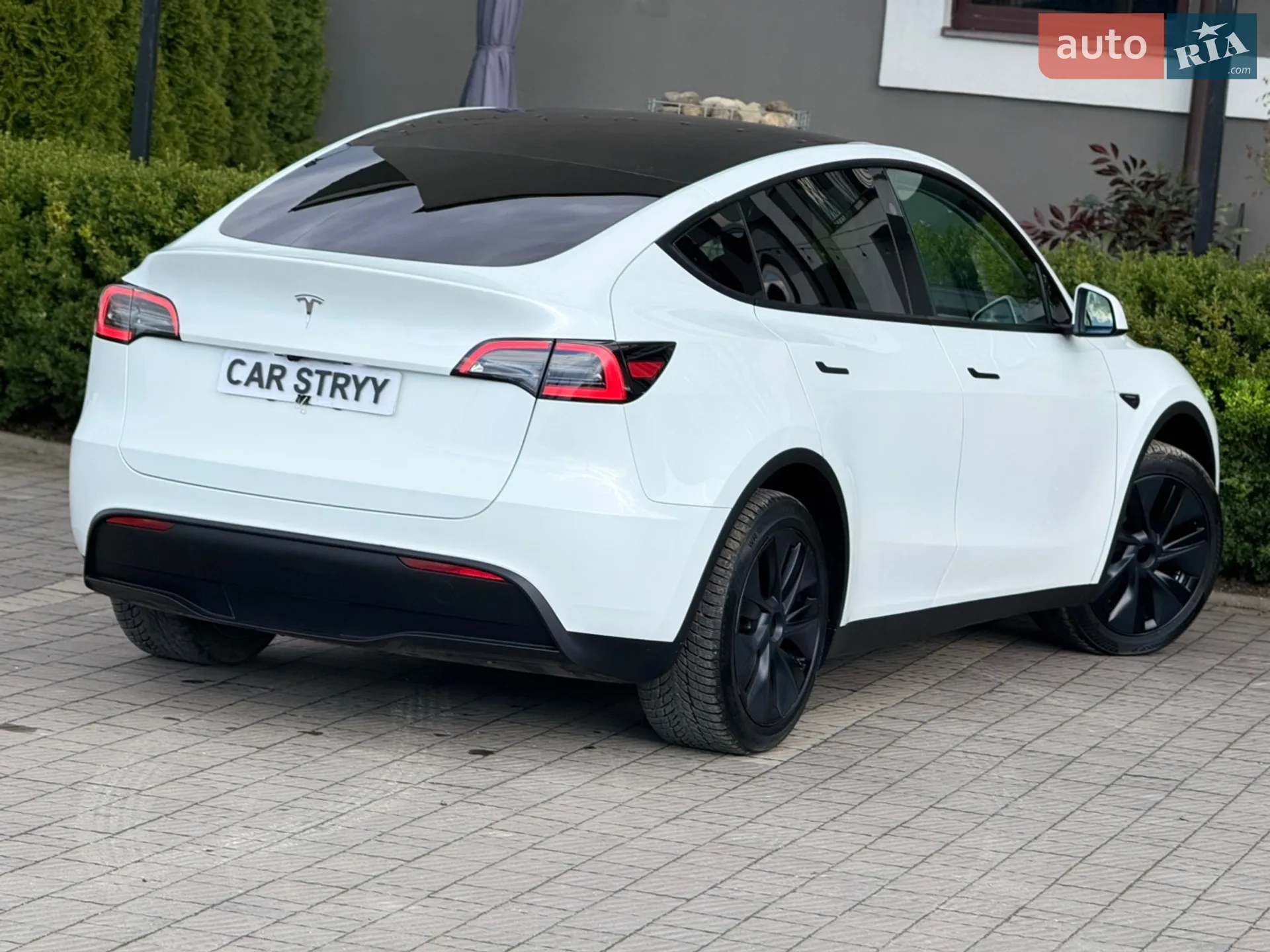 2024 Tesla Model Y - мініатюра 28