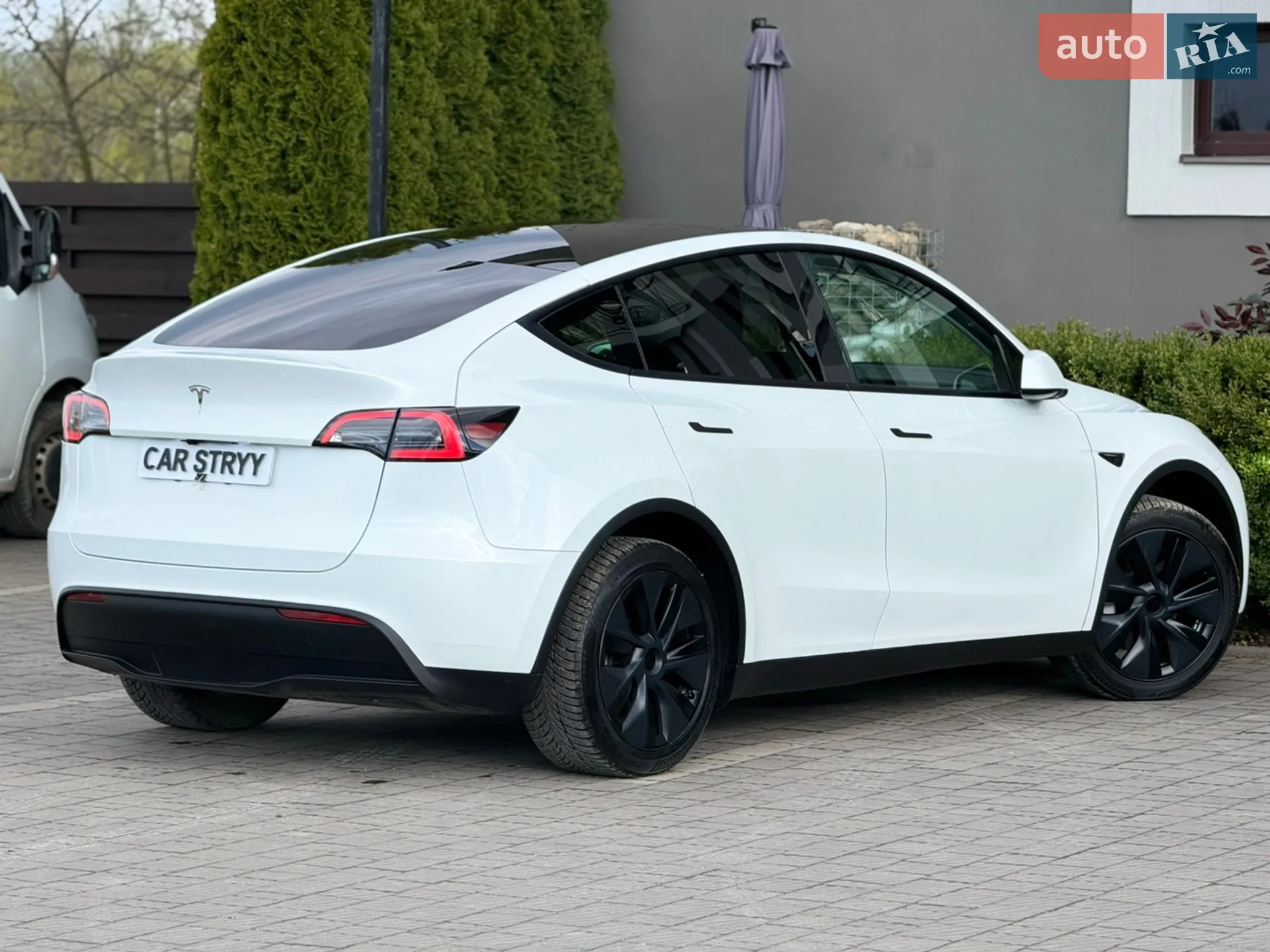 2024 Tesla Model Y - мініатюра 31