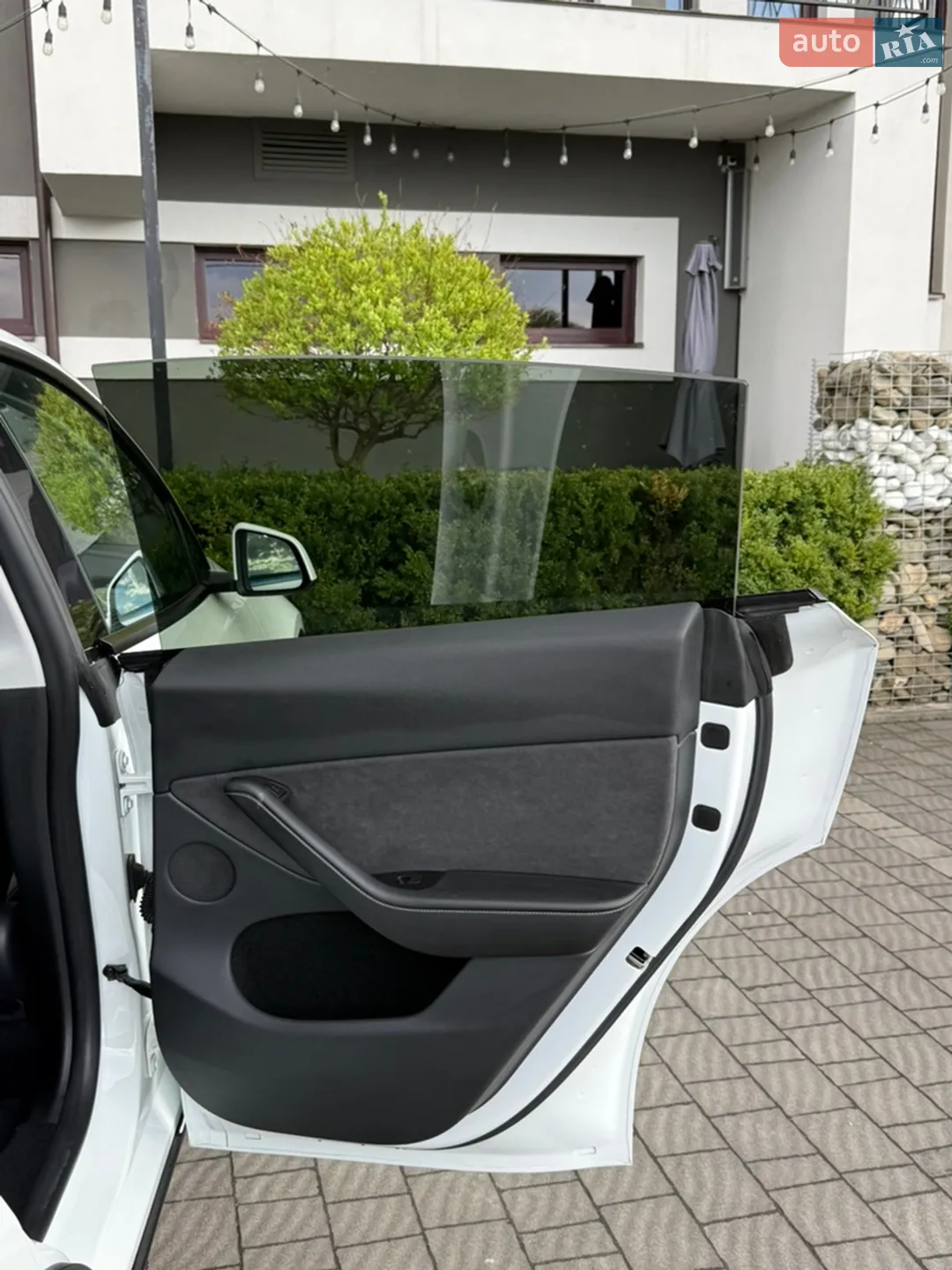 2024 Tesla Model Y - мініатюра 45
