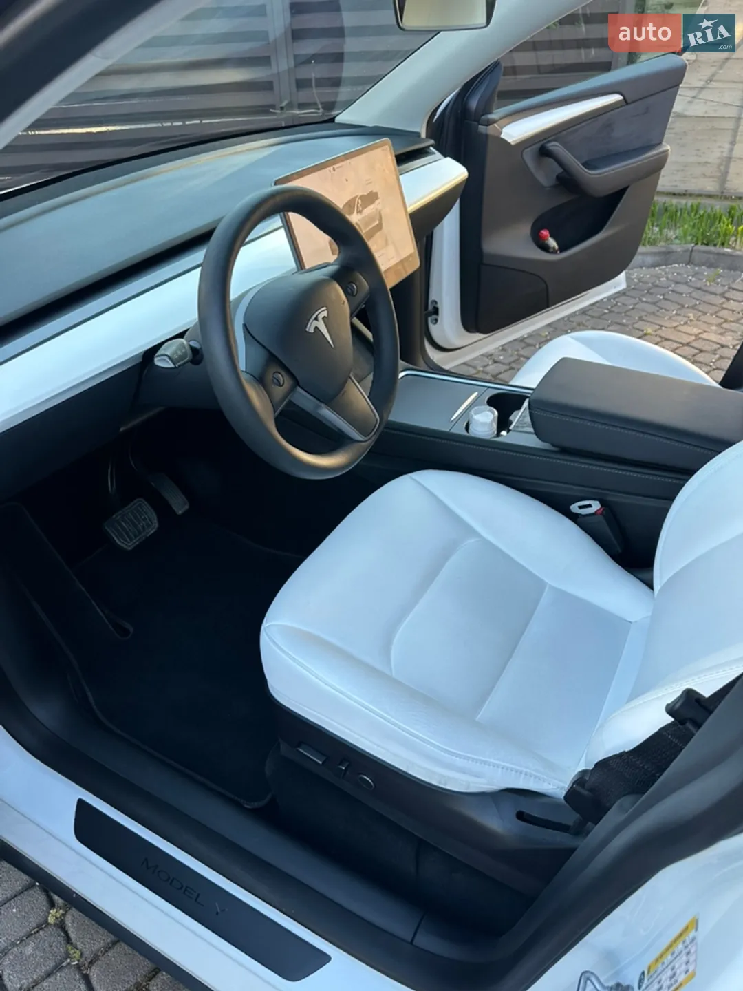 2023 Tesla Model Y - мініатюра 6