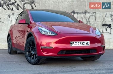 Позашляховик / Кросовер Tesla Model Y 2021 в Львові
