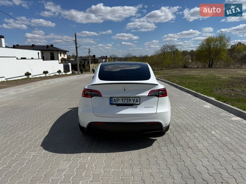 Внедорожник / Кроссовер Tesla Model Y 2022 в Ровно