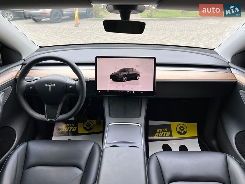Внедорожник / Кроссовер Tesla Model Y 2024 в Львове