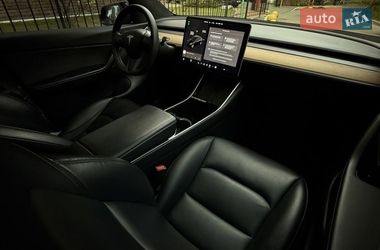 Внедорожник / Кроссовер Tesla Model Y 2020 в Львове