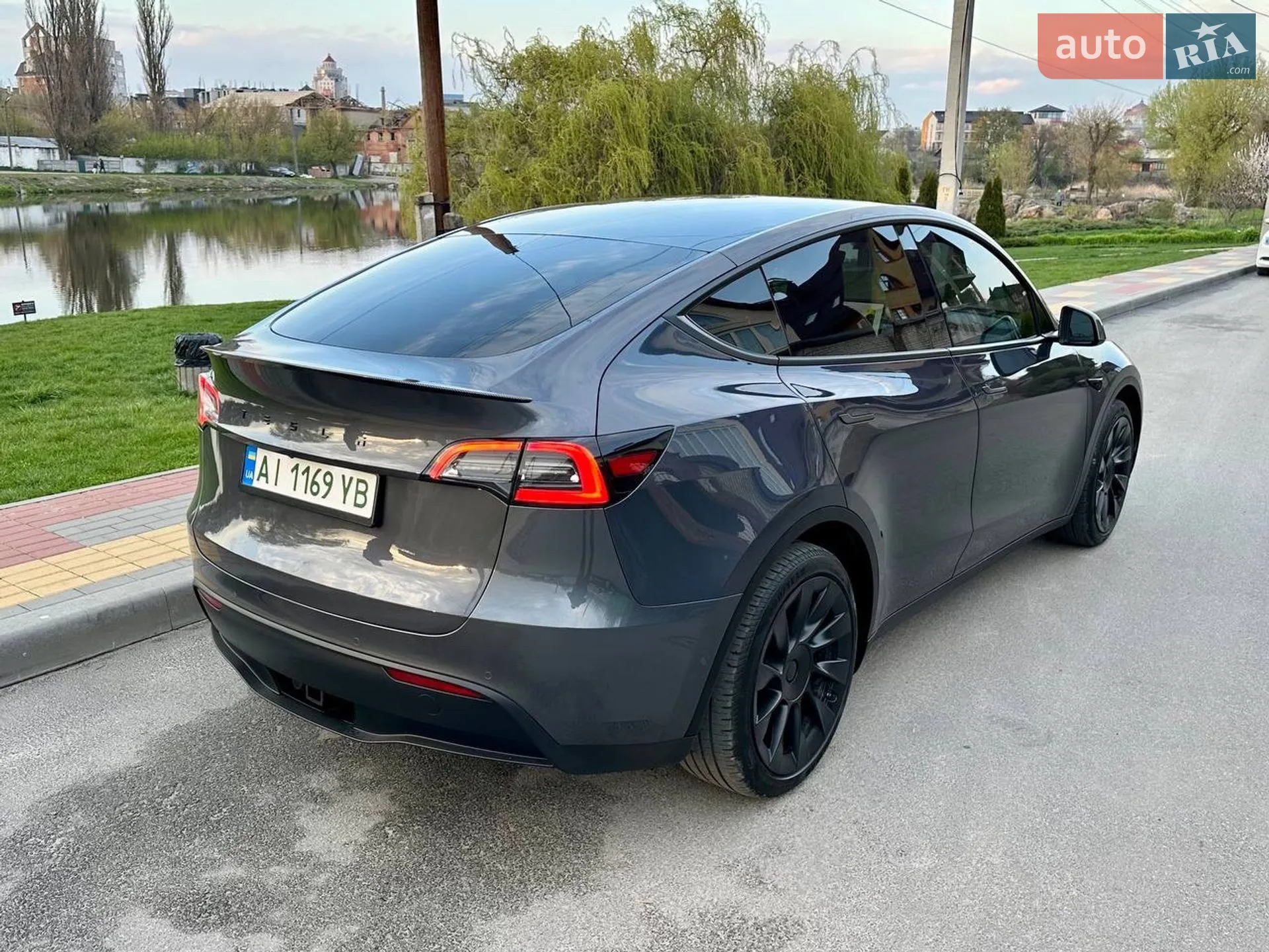 2021 Tesla Model Y - мініатюра 4