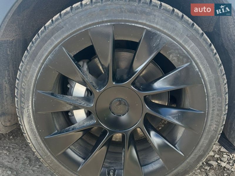 Позашляховик / Кросовер Tesla Model Y 2022 в Києві