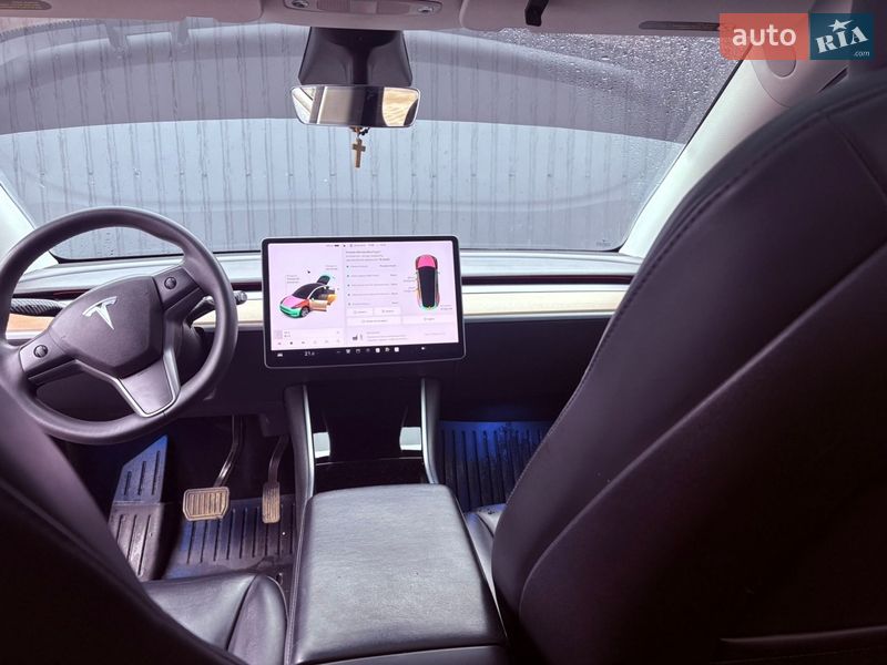 Внедорожник / Кроссовер Tesla Model Y 2020 в Львове