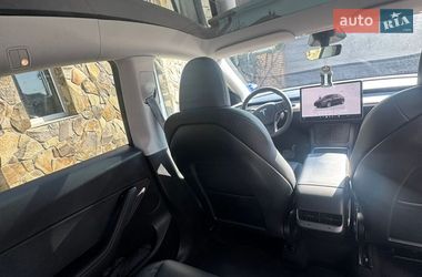 Внедорожник / Кроссовер Tesla Model Y 2024 в Львове