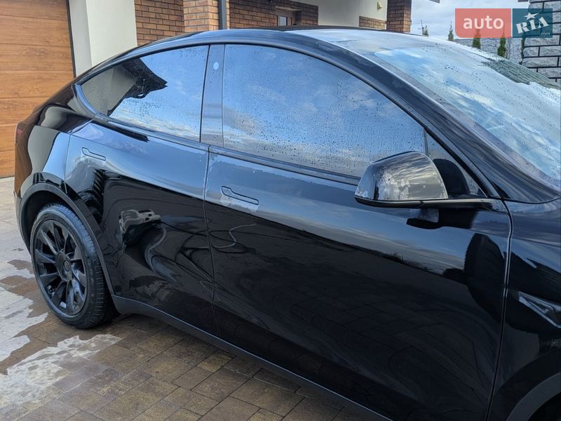 Внедорожник / Кроссовер Tesla Model Y 2021 в Нововолынске