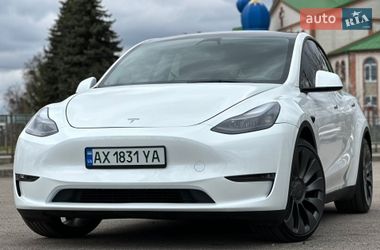 Внедорожник / Кроссовер Tesla Model Y 2024 в Харькове