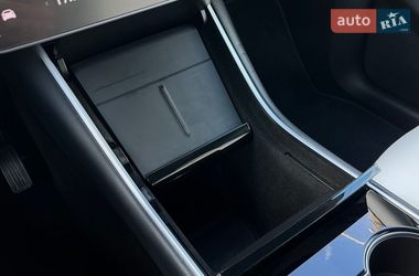 Внедорожник / Кроссовер Tesla Model Y 2020 в Львове