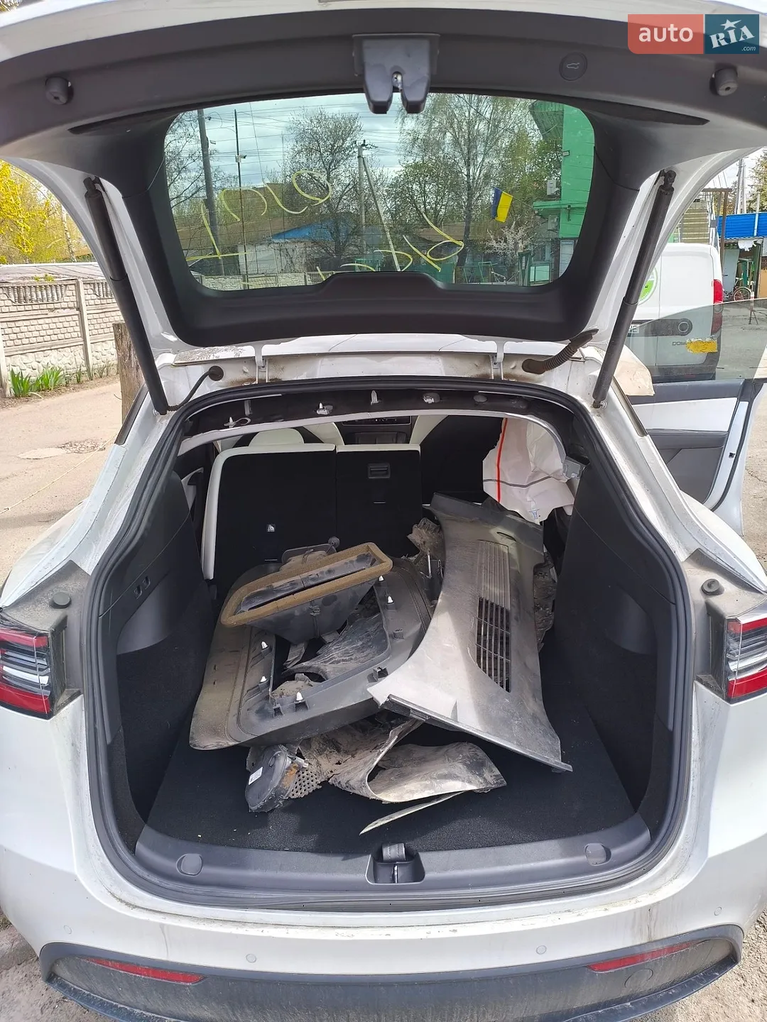 2021 Tesla Model Y - мініатюра 8