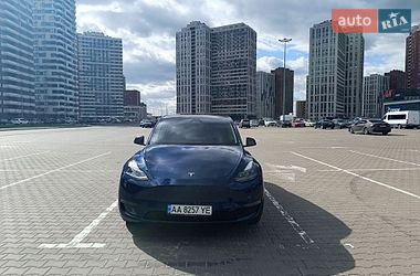 Внедорожник / Кроссовер Tesla Model Y 2023 в Киеве
