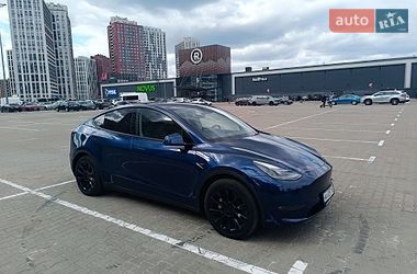 Внедорожник / Кроссовер Tesla Model Y 2023 в Киеве