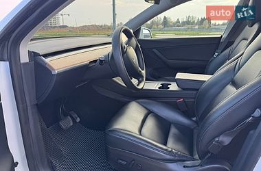 Внедорожник / Кроссовер Tesla Model Y 2020 в Львове