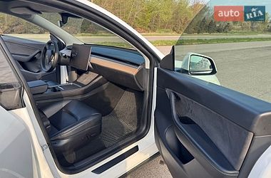 Внедорожник / Кроссовер Tesla Model Y 2020 в Львове