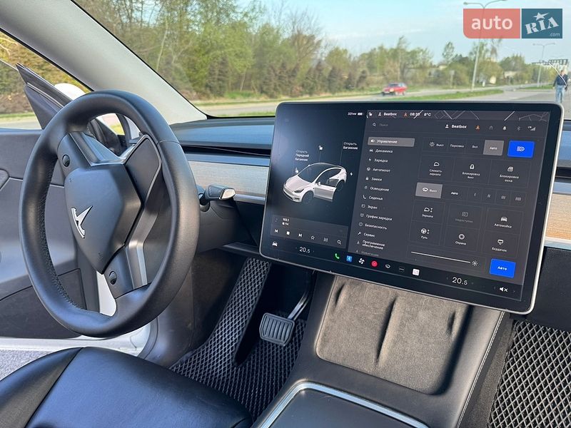 Внедорожник / Кроссовер Tesla Model Y 2020 в Львове