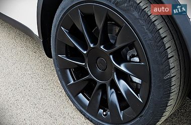 Внедорожник / Кроссовер Tesla Model Y 2021 в Черкассах