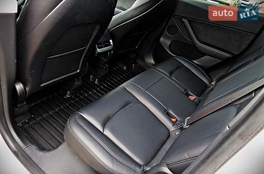 Внедорожник / Кроссовер Tesla Model Y 2021 в Черкассах