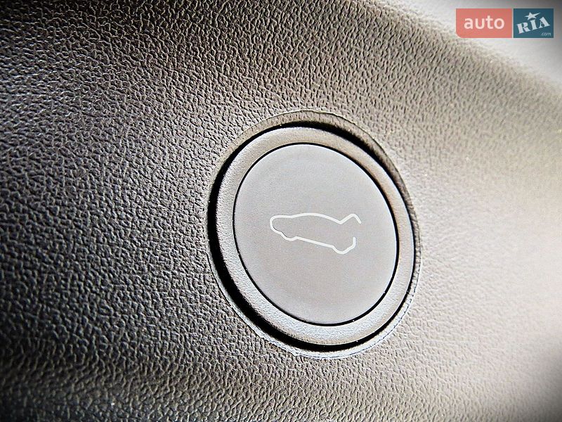Внедорожник / Кроссовер Tesla Model Y 2021 в Черкассах