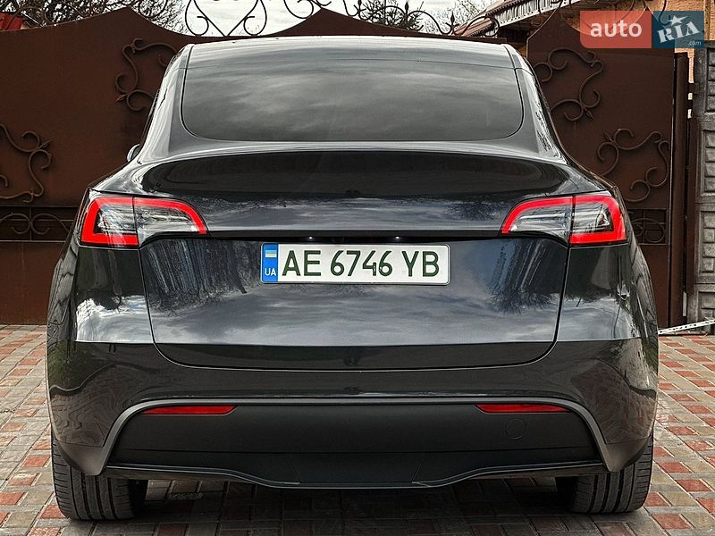 Внедорожник / Кроссовер Tesla Model Y 2024 в Днепре