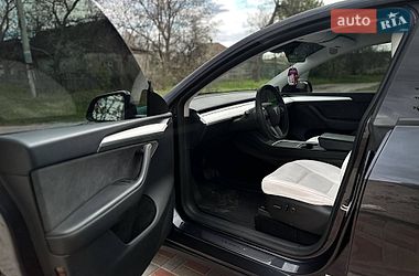 Внедорожник / Кроссовер Tesla Model Y 2024 в Днепре