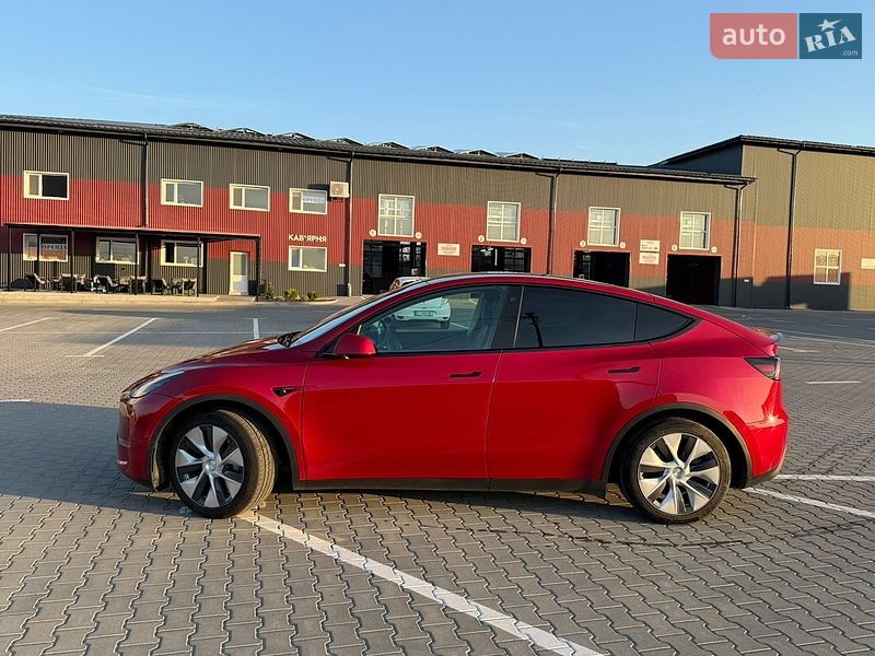 Внедорожник / Кроссовер Tesla Model Y 2022 в Дубно