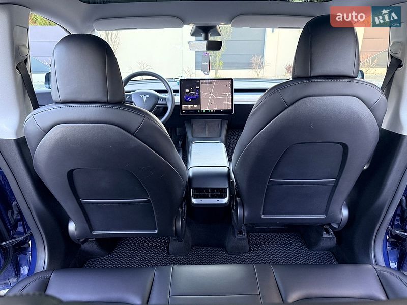 Внедорожник / Кроссовер Tesla Model Y 2021 в Львове