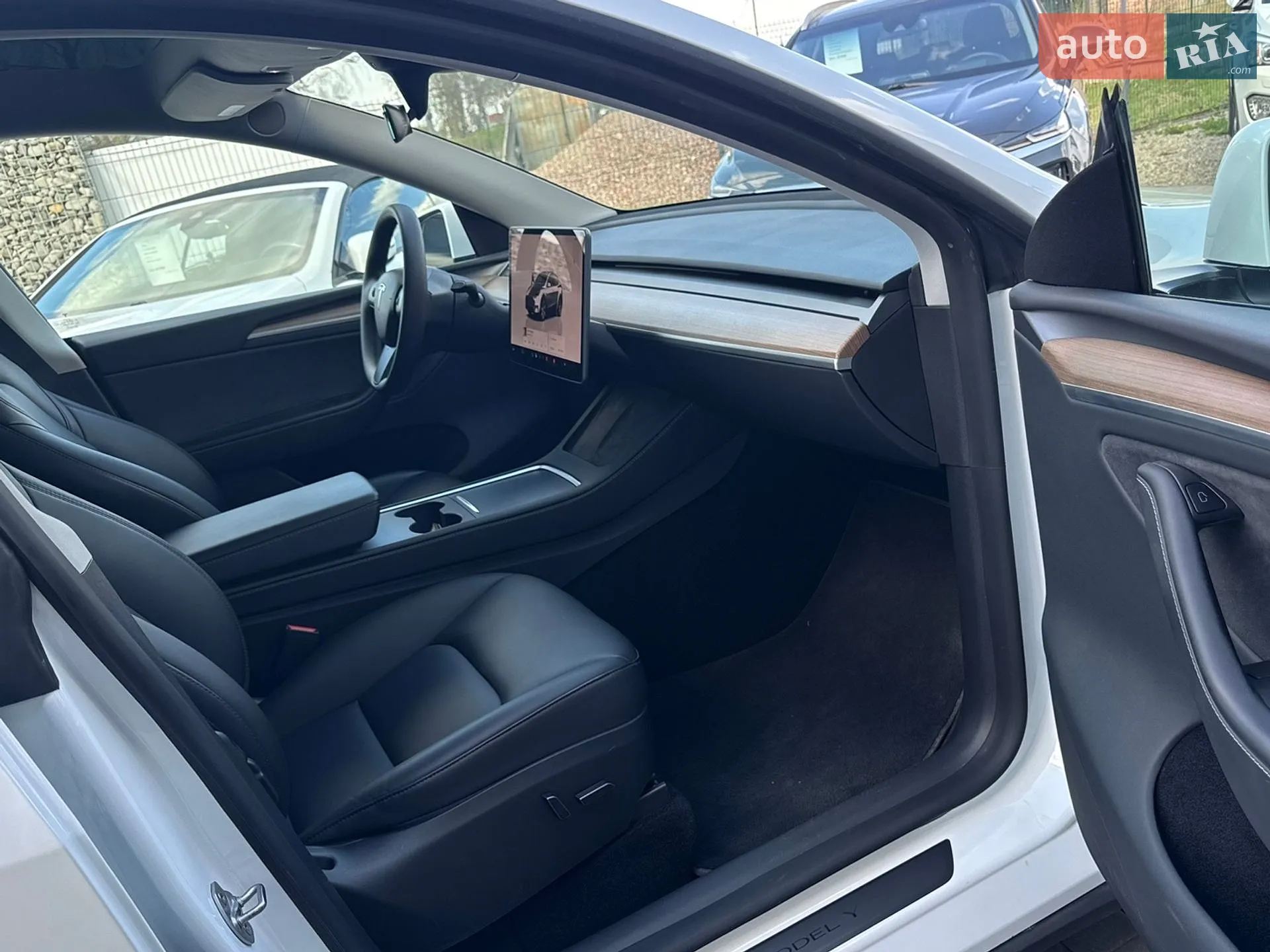 2023 Tesla Model Y - мініатюра 26