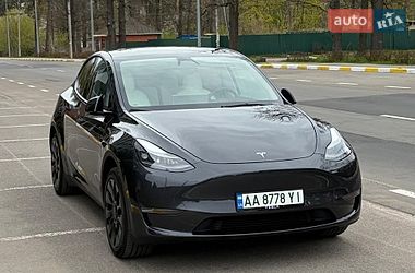 Внедорожник / Кроссовер Tesla Model Y 2024 в Киеве