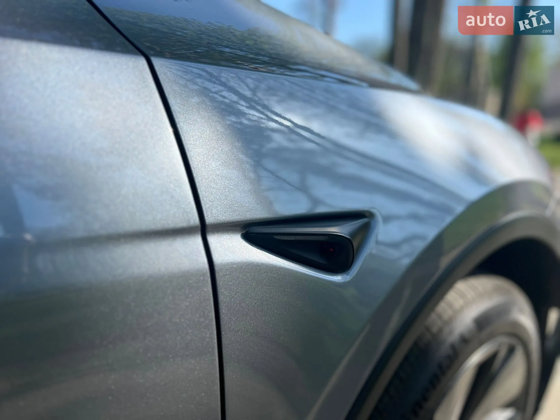 2025 Tesla Model Y - мініатюра 8