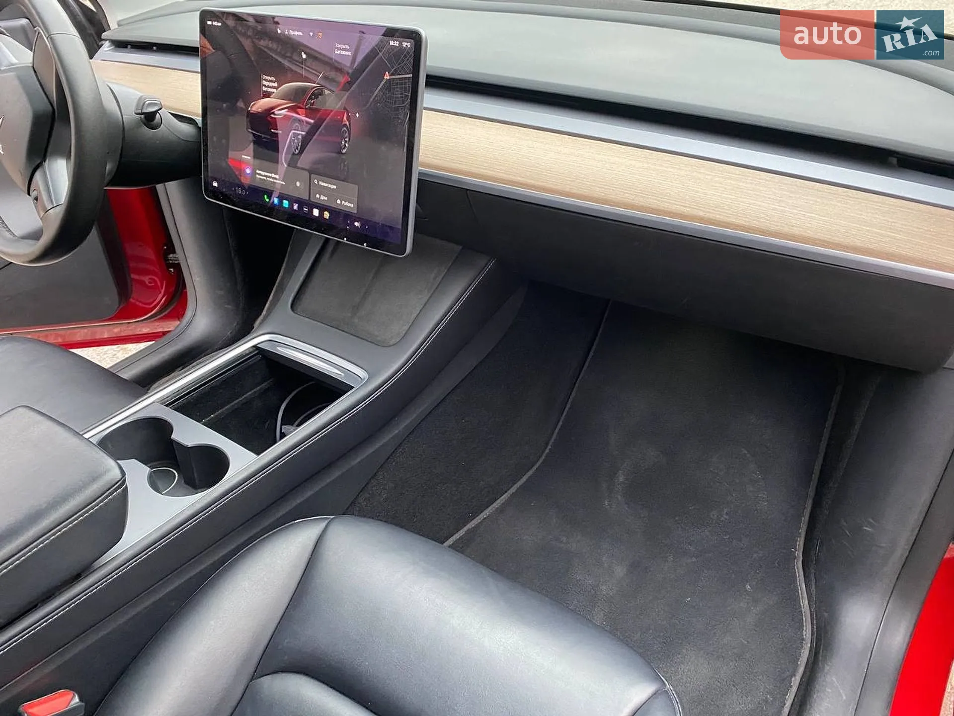 2022 Tesla Model Y - мініатюра 5