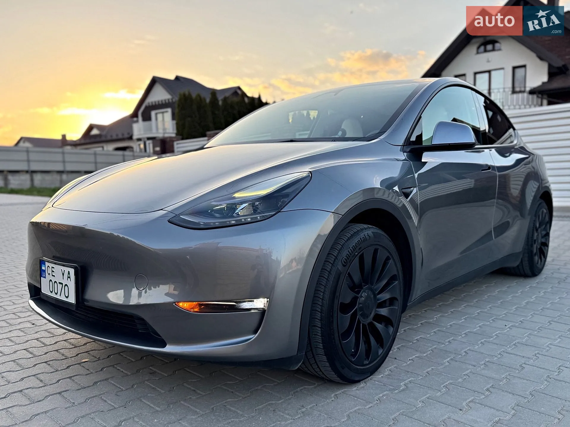 2024 Tesla Model Y - мініатюра 6