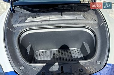 Внедорожник / Кроссовер Tesla Model Y 2023 в Львове