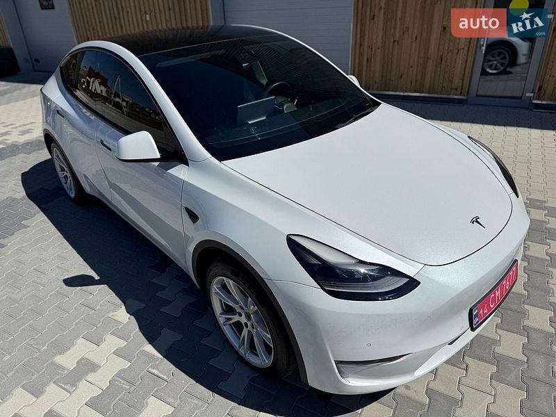 Внедорожник / Кроссовер Tesla Model Y 2021 в Львове
