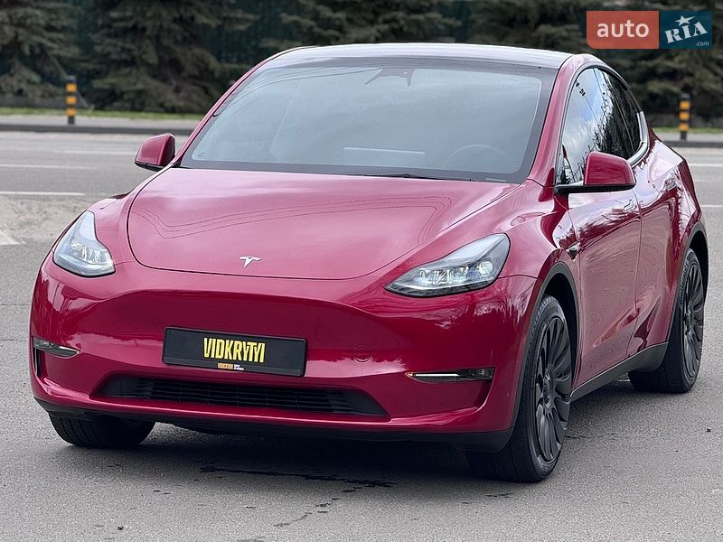 Позашляховик / Кросовер Tesla Model Y 2023 в Києві
