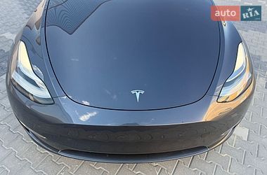 Внедорожник / Кроссовер Tesla Model Y 2022 в Львове