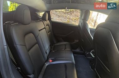 Внедорожник / Кроссовер Tesla Model Y 2021 в Киеве