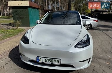 Внедорожник / Кроссовер Tesla Model Y 2023 в Киеве