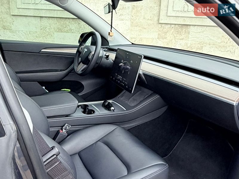 Внедорожник / Кроссовер Tesla Model Y 2023 в Одессе